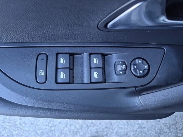 Peugeot 2008 Allure Pack PureTech