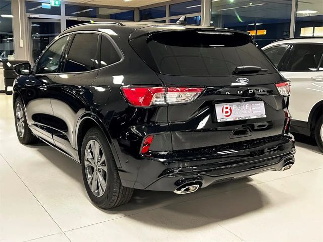 Ford Kuga Hybrid ST Line