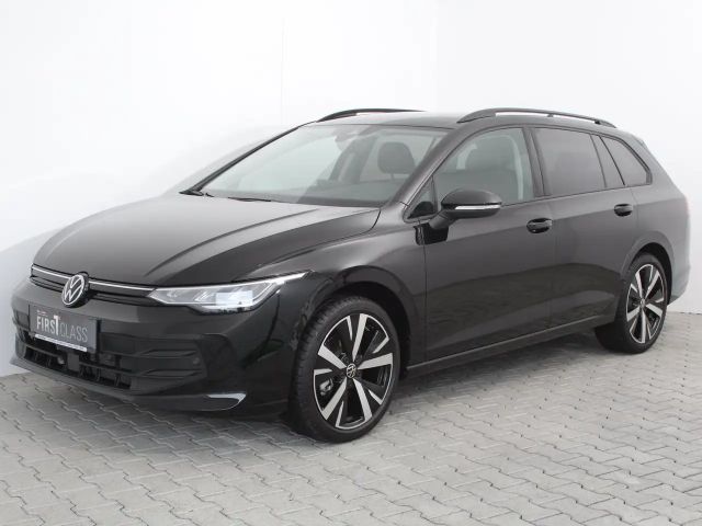 Volkswagen Golf Life Variant