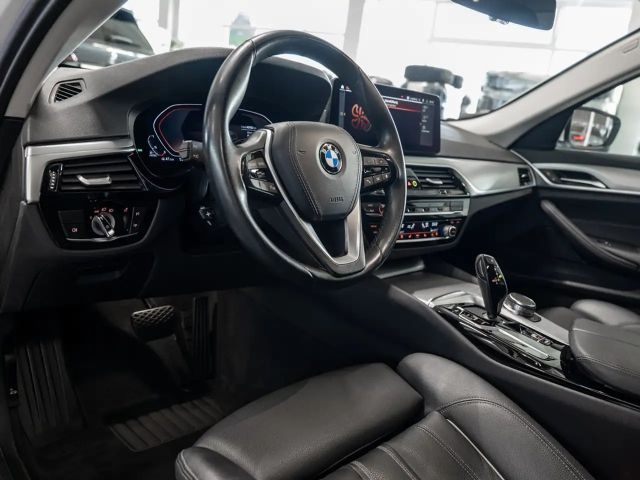BMW 540 540d Touring xDrive