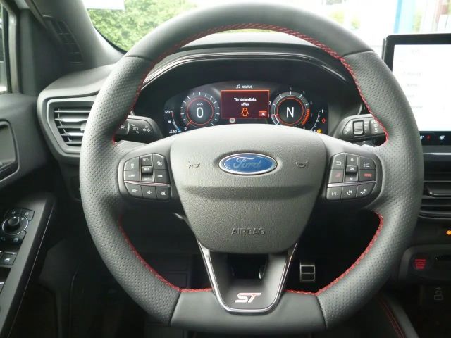 Ford Focus Limited ST Line