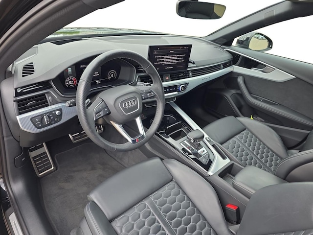 Audi RS4 Avant Quattro