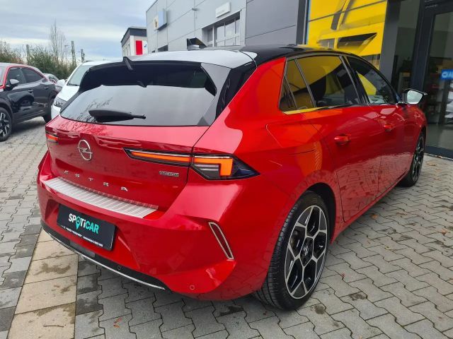 Opel Astra Ultimate