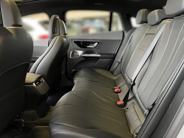 Mercedes-Benz EQE 350 Electric Art Sedan