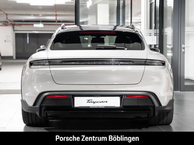 Porsche Taycan 4S Cross Turismo