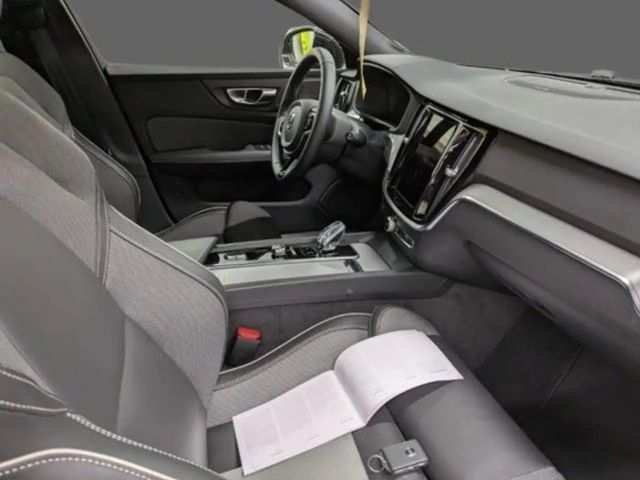 Volvo V60 Business Dark Plus