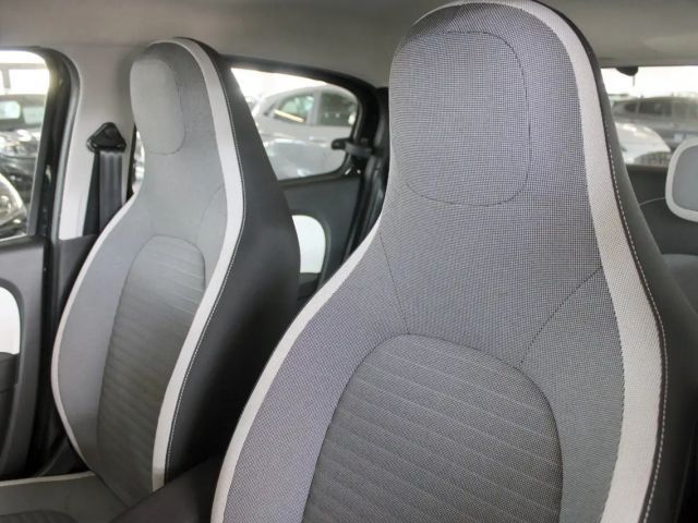 Renault Twingo Limited SCe 65