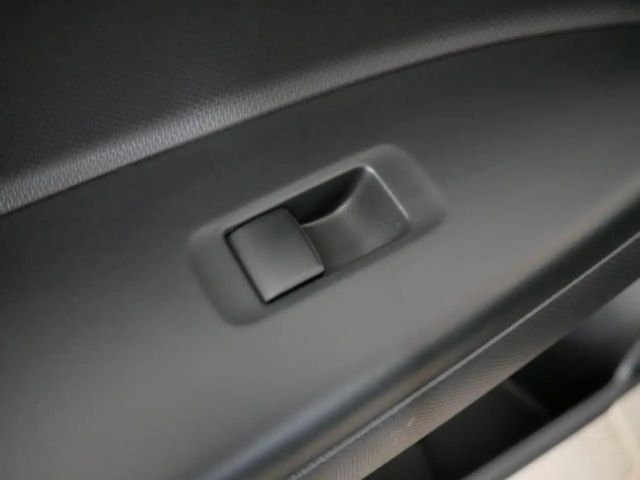 Mitsubishi Space Star Star