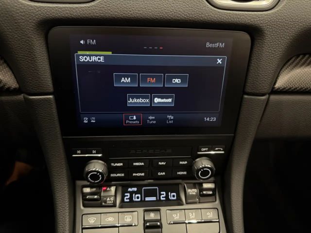 Porsche Cayman 718 RS