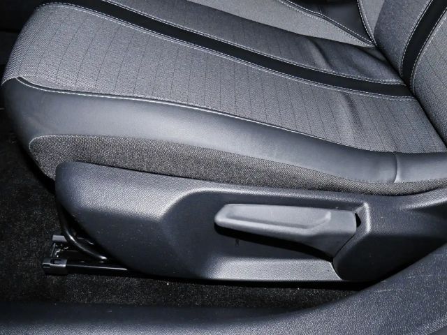 Peugeot E-208 Allure Pack