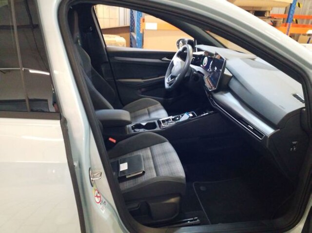 Volkswagen Golf eHybrid