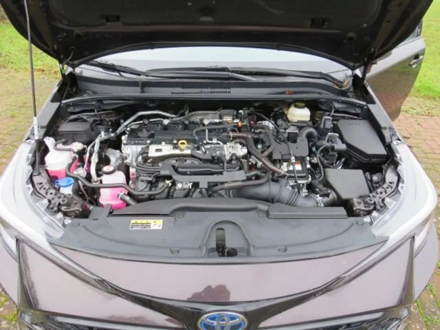 Toyota Corolla Hybride Team D