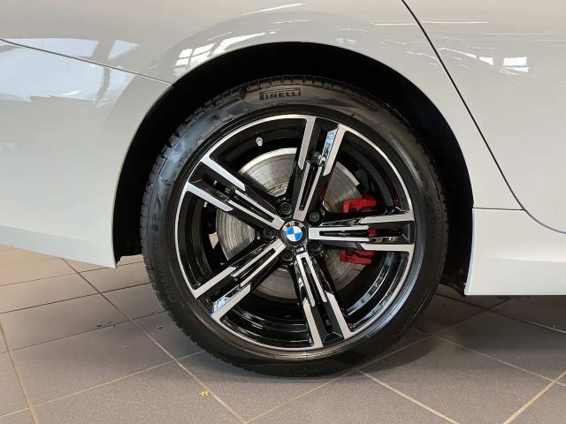 BMW 330 330e M-Sport Touring xDrive