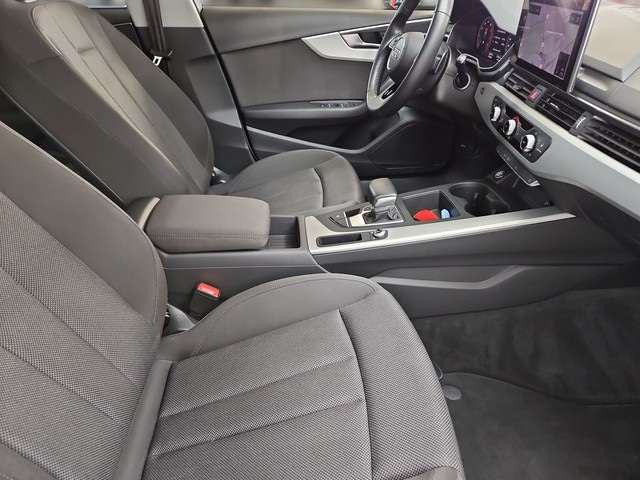 Audi A4 35 TFSI Avant S-Line S-Tronic