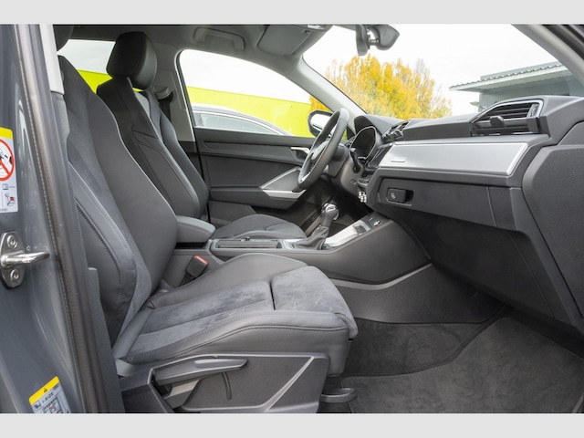 Audi Q3 35 TFSI S-Tronic