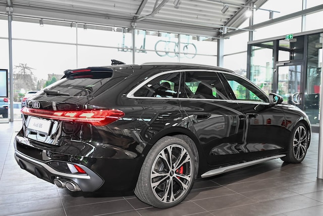 Audi S5 Avant S-Tronic