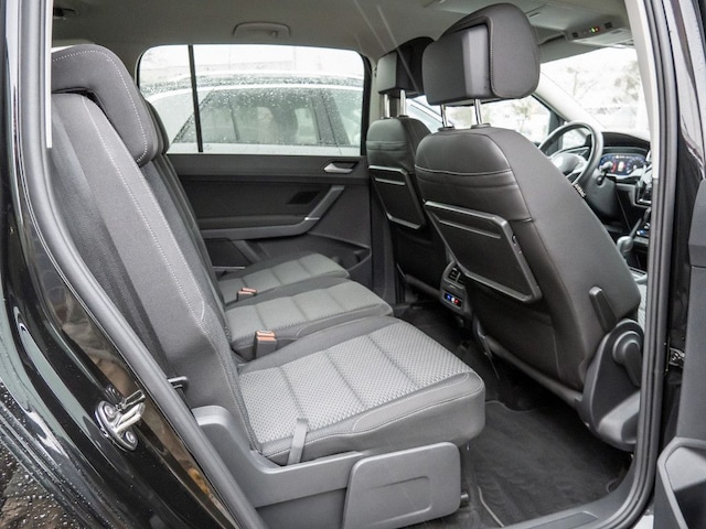 Volkswagen Touran 1.5 TSI DSG