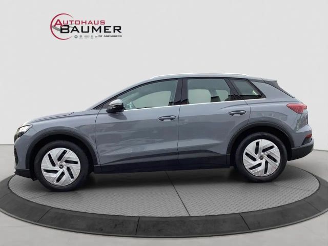 Audi Q4 e-tron 55 kWh LED SHZ PDC hinten Bluetooth