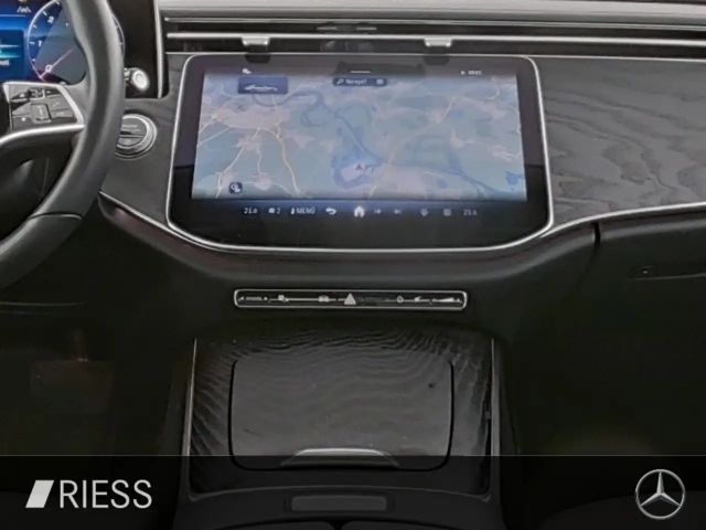 Mercedes-Benz E 220 AVANTGARDE E 220 d Sedan