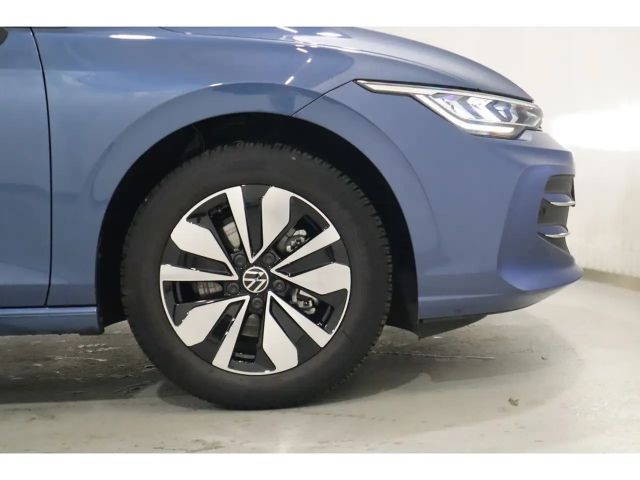 Volkswagen Golf 1.5 eTSI Golf VIII