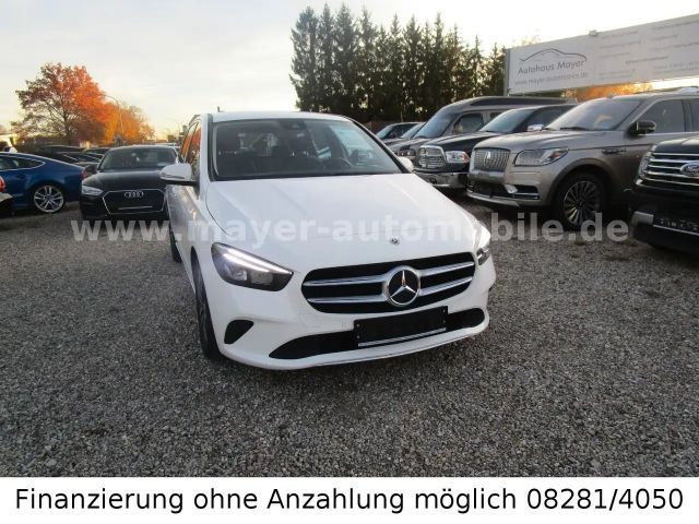 Mercedes-Benz B 180 B 180 d Progressive Sedan