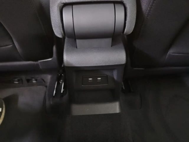 Audi Q2 AHK Assistenzpaket Schiebedach LED Einparkhil