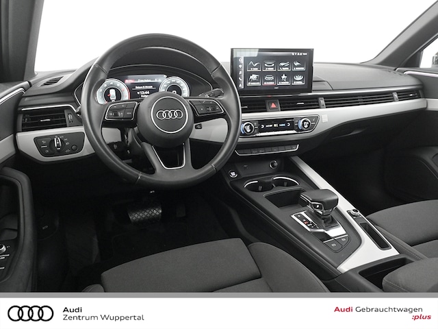 Audi A4 35 TFSI S-Line S-Tronic Sedan