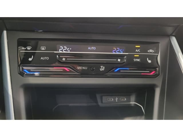 Volkswagen Polo 1.0 TSI Goal KLIMA, NAVI, LED