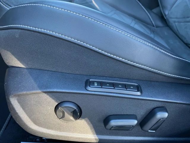 Seat Leon 1.5 eTSI DSG Sportstourer Xcellence