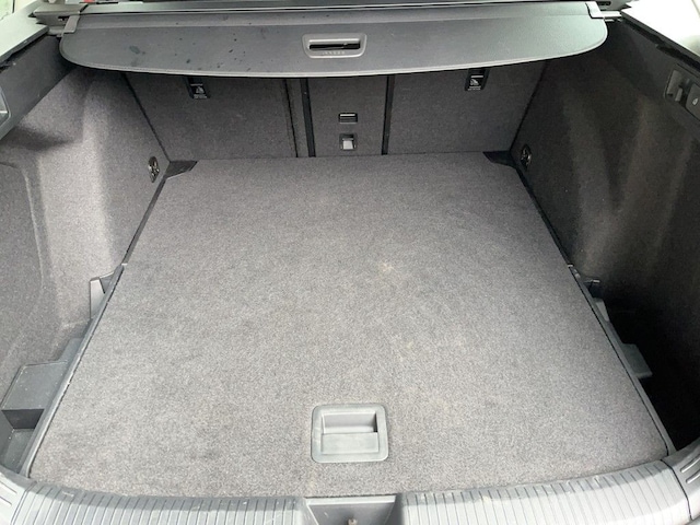 Volkswagen Golf 1.5 eTSI DSG Life Variant