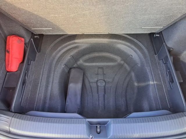 Volkswagen Golf 1.0 TSI Golf VIII Variant