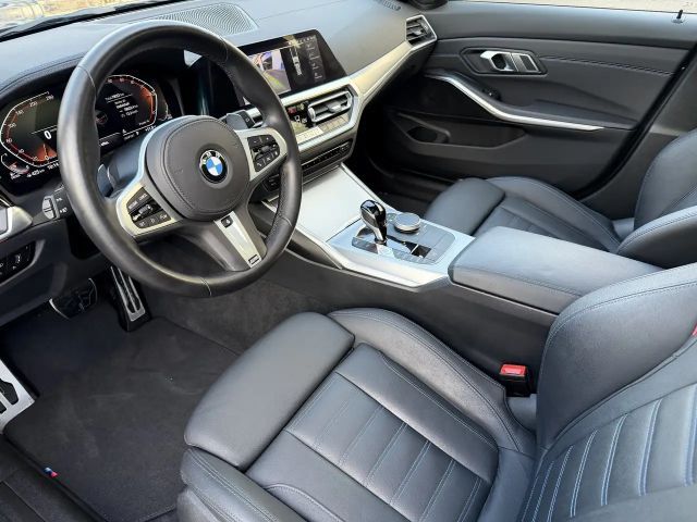 BMW 330 330d Touring xDrive