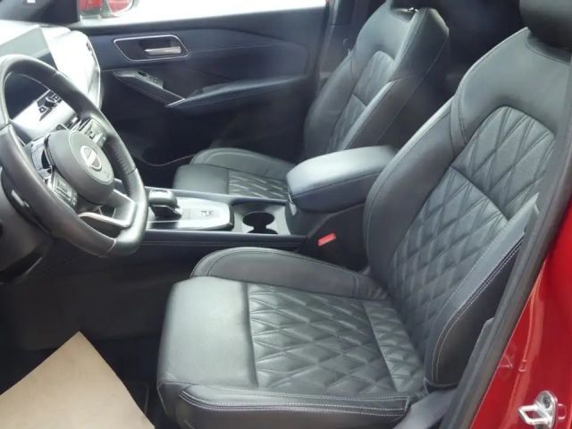 Nissan Qashqai DIG-T Tekna