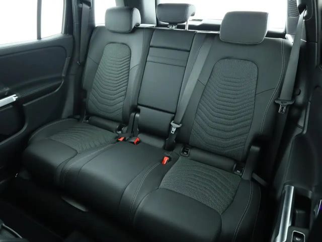Mercedes-Benz GLB 180 *W-Paket*PDC*SHZ*SpurH*LED*W-Paket*PDC*