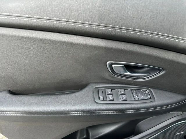 Renault Grand Scenic EDC Grand TCe 140