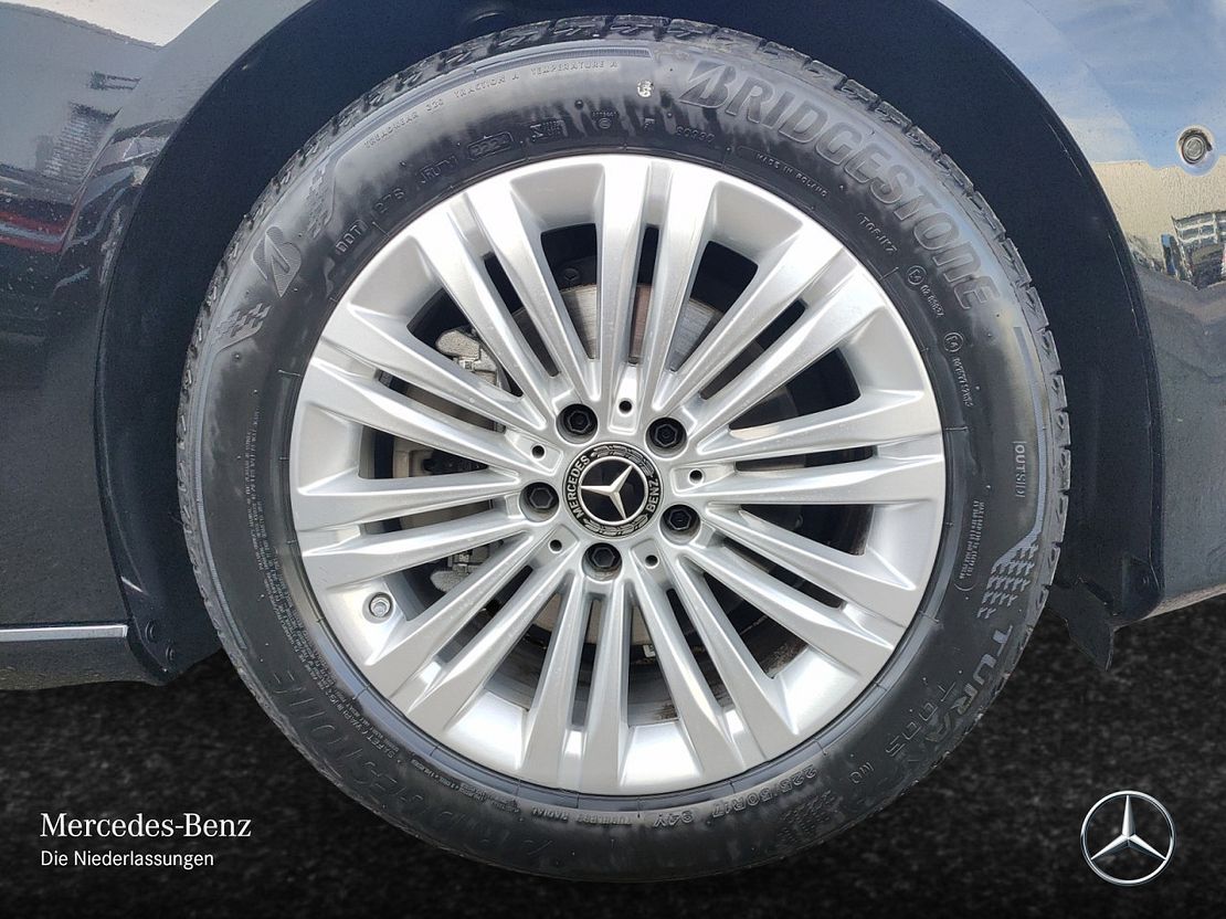 Mercedes-Benz C 180 AVANTGARDE Sedan