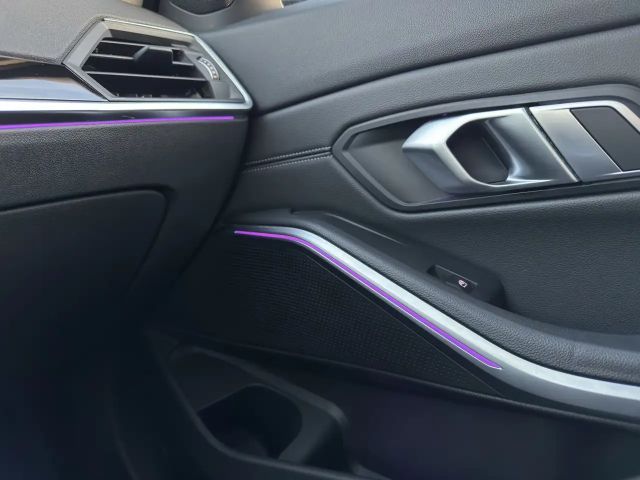 BMW 320 320d Luxury Line Sedan xDrive