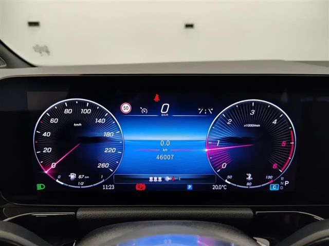 Mercedes-Benz GLA 180 Business Line GLA 180 d