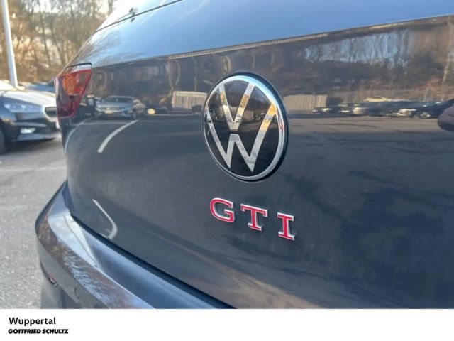 Volkswagen Golf GTI e-Golf