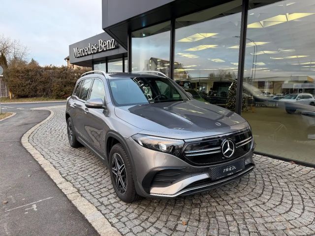 Mercedes-Benz EQB 300 4MATIC AMG Line