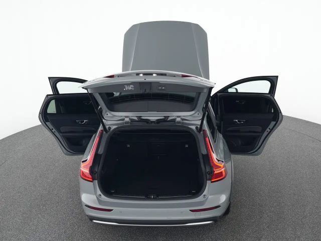 Volvo V60 AWD Plus