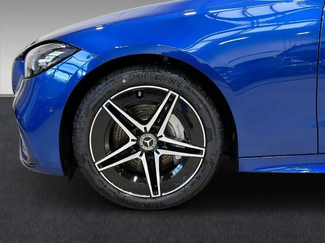 Mercedes-Benz C 200 AMG Line Sedan