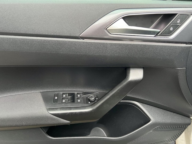 Volkswagen Taigo 1.0 TSI DSG Style