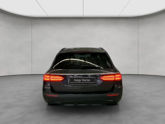 Mercedes-Benz E 220 E-Klasse