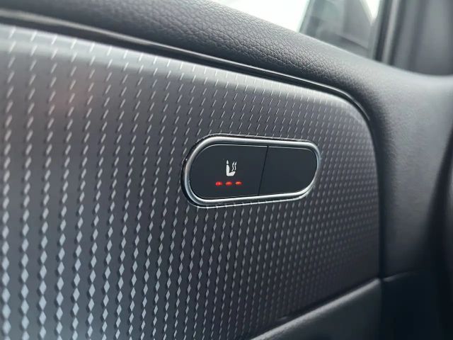 Mercedes-Benz B 180 Progressive Sedan