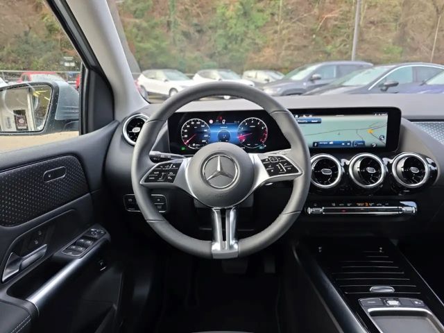 Mercedes-Benz B 200 Progressive