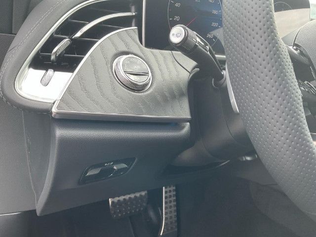 Mercedes-Benz E 220 E 220 d Sedan