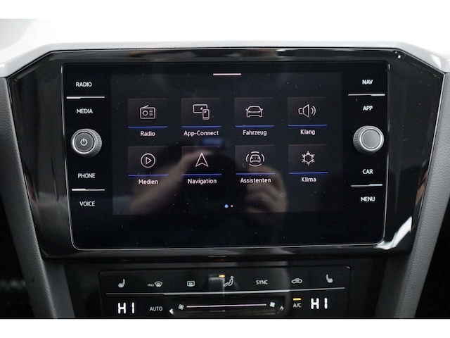 Volkswagen Passat 1.5 TSI Business Variant