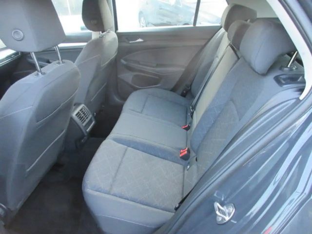 Volkswagen Golf 1.0 TSI DSG Life