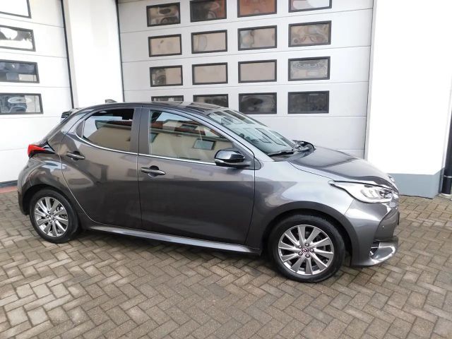 Mazda 2 Hybrid 1.5L VVT-i  Select   LED/PDC/DRCC/SHZ/Kamer